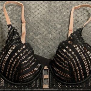 Victorias Secret NWOT Bra